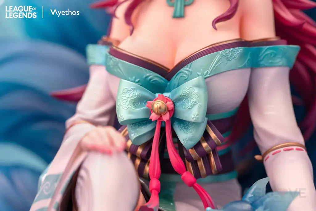 Spirt Blossom Ahri Scale Figure