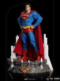 Superman Unleashed Deluxe Art Scale 1/10 Statue - GeekLoveph