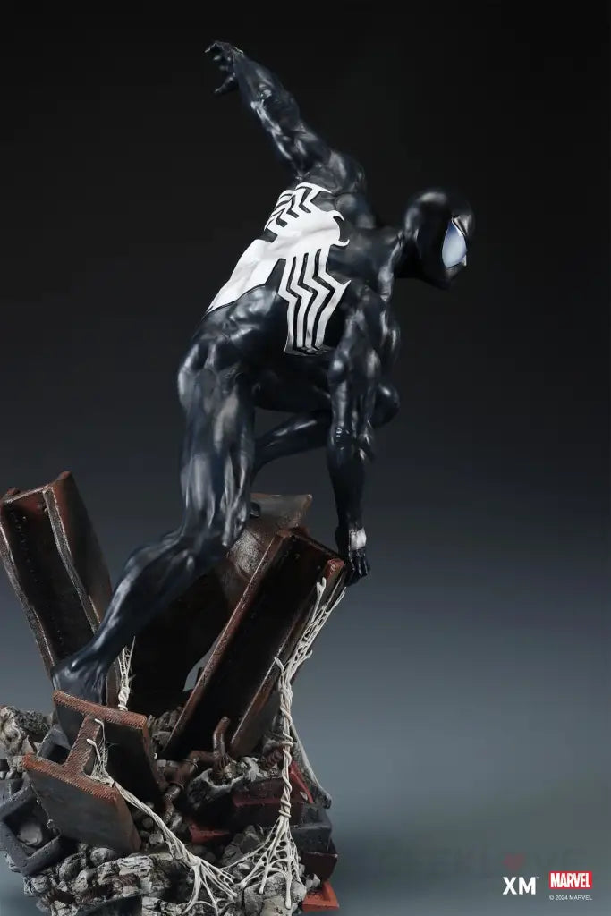 Symbiote Spider Man 1/4 Scale Figure