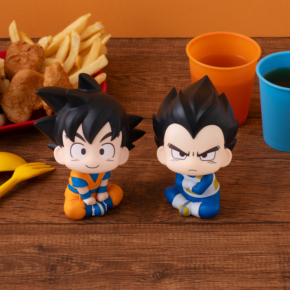 Look Up Dragon Ball DAIMA  Son Goku (mini) & Vegeta (mini) set (with gift)