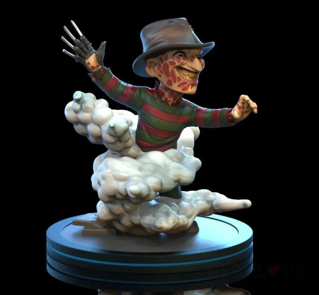 A Nightmare on Elm Street Q-Fig Freddy Krueger - GeekLoveph