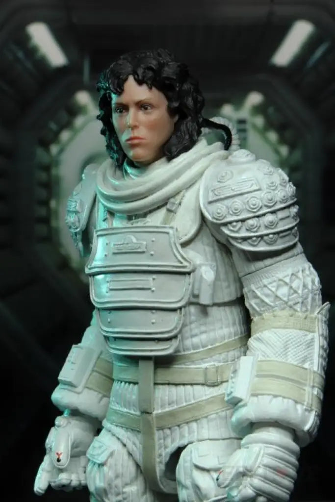 Alien 40th Anniversary Series 16 Set of 3 Figures - GeekLoveph