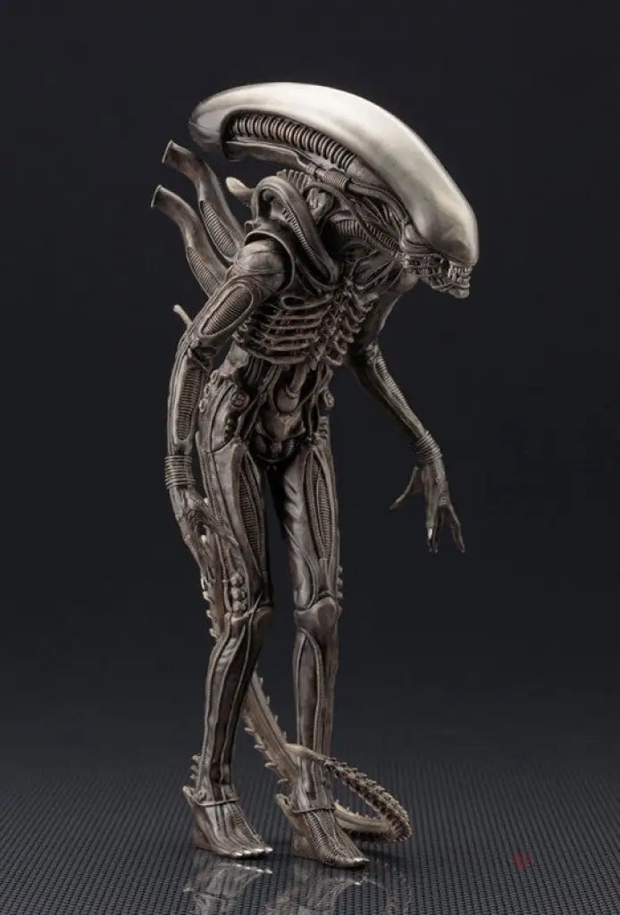 Alien Artfx+ Xenomorph Big Chap Statue Back Order