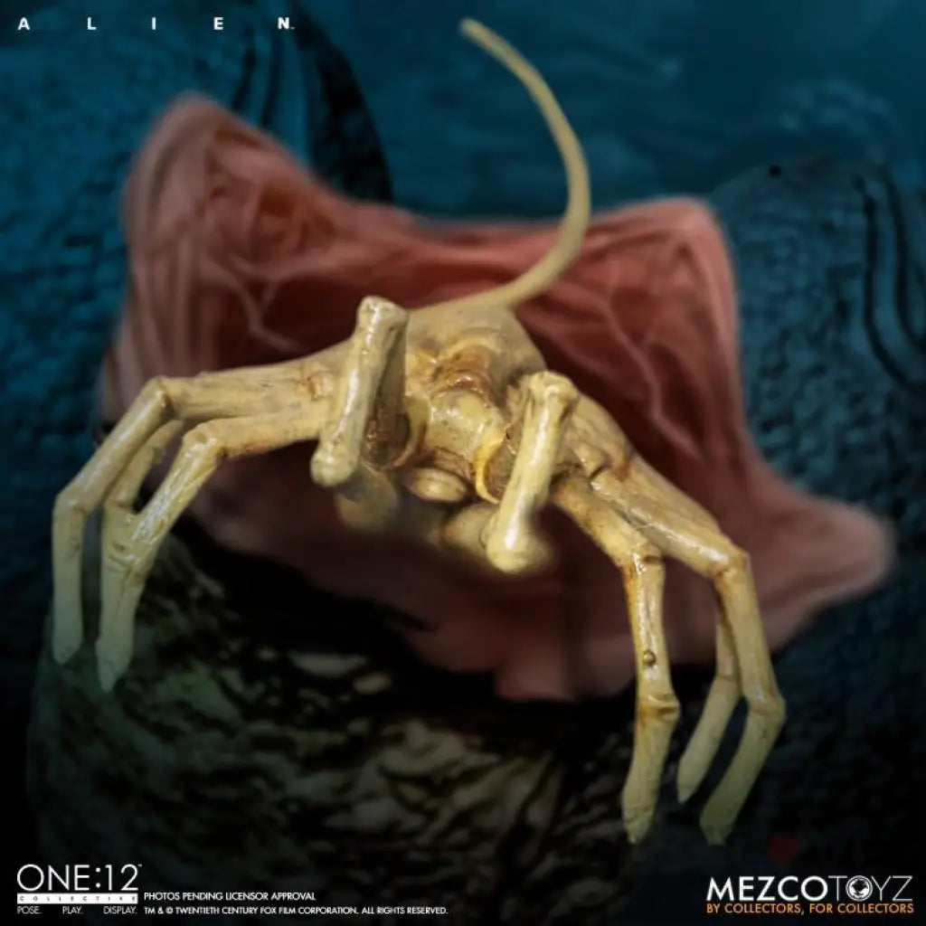 Alien One:12 Collective Alien - GeekLoveph