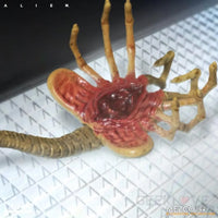 Alien One:12 Collective Alien - GeekLoveph
