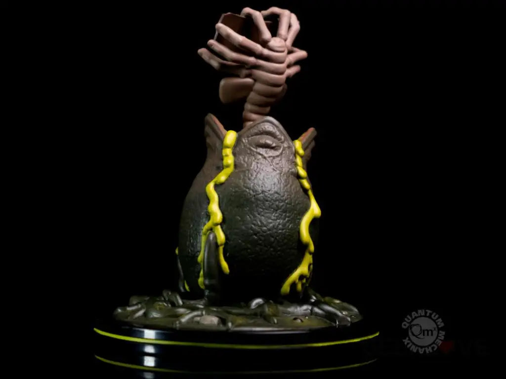 Alien Q-Fig Facehugger - GeekLoveph