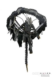 Alien: Romulus Suspended Lab Xenomorph XX121 Deluxe Action Figure Action Figure