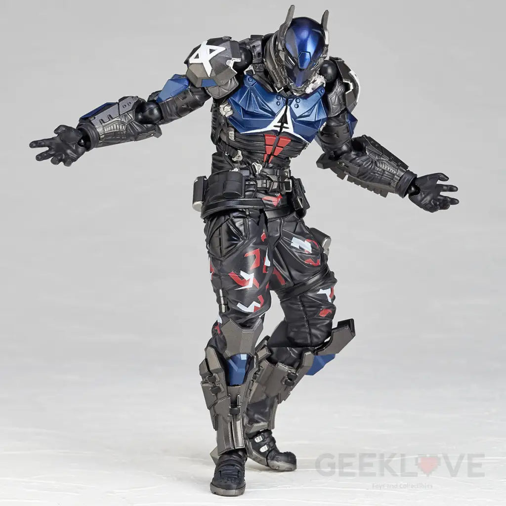 Amazing Yamaguchi Revoltech No.024 Arkham Knight - GeekLoveph