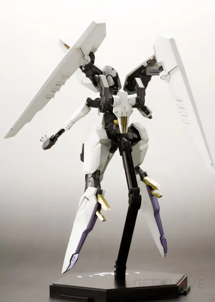 Anubis Zone Of The Enders Vic Viper Model Kit