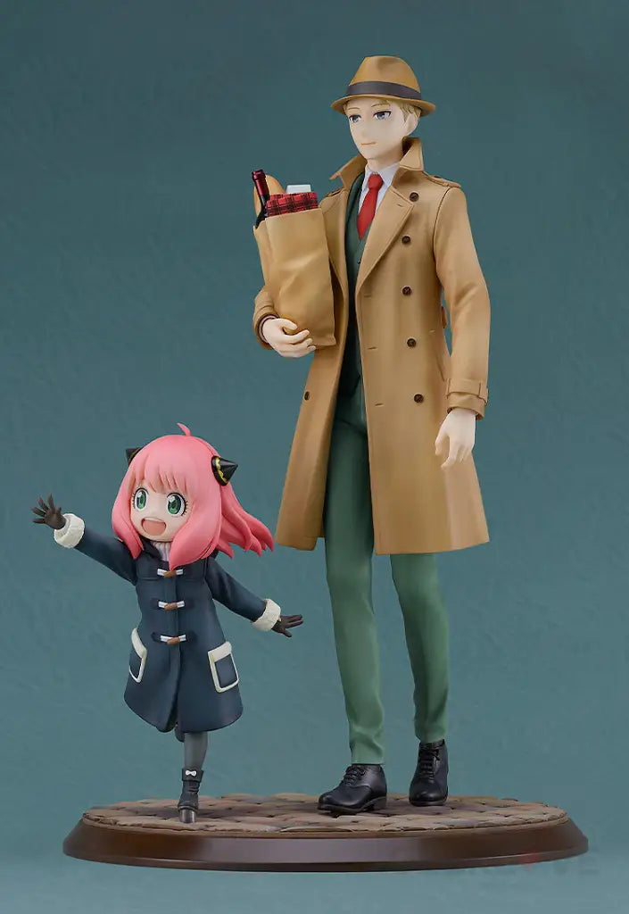 Anya & Loid Scale Figure