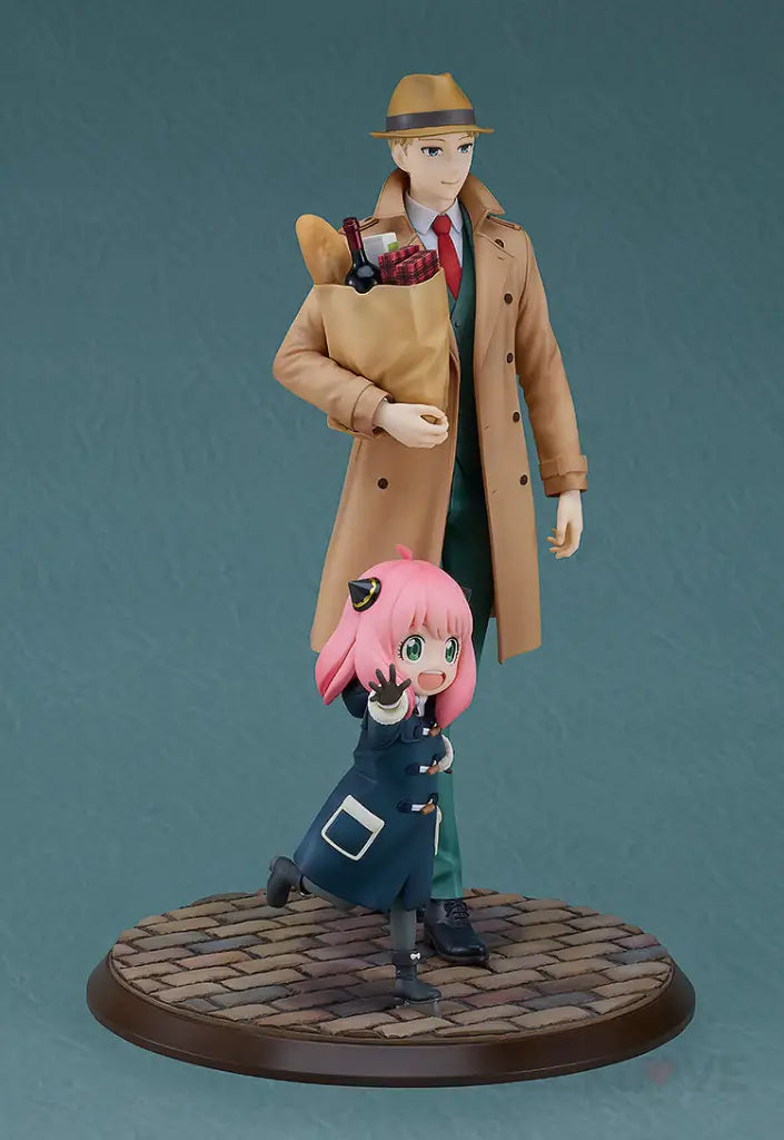 Anya & Loid Scale Figure