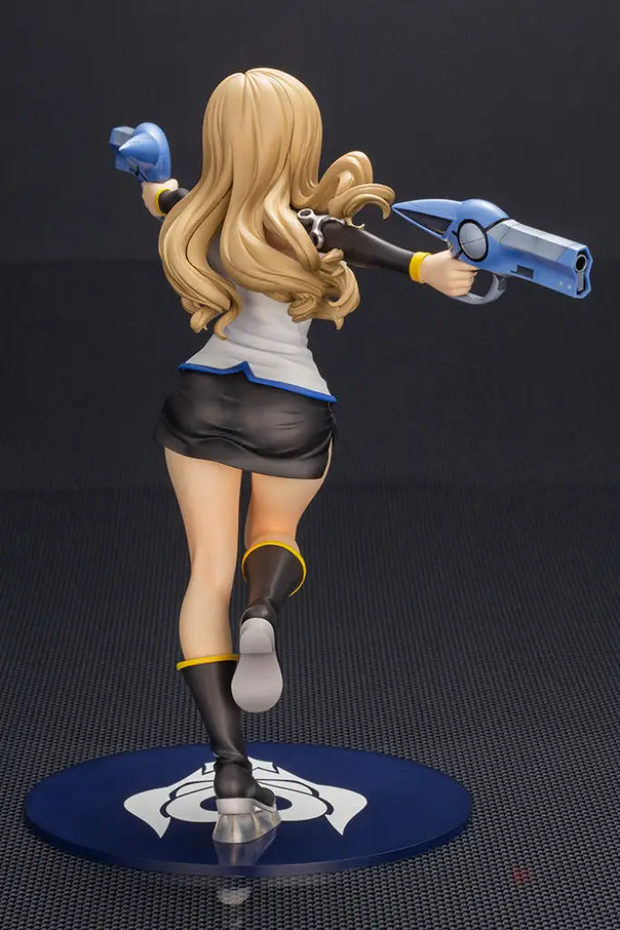 ARTFX J Rebecca Bluegarden - GeekLoveph