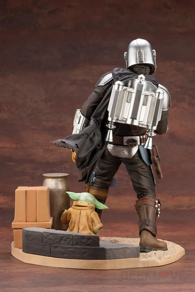 ARTFX Mandalorian & The Child - GeekLoveph