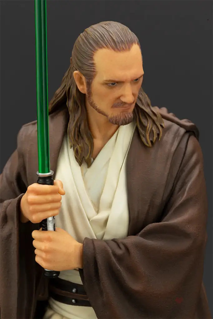 ARTFX+ Qui-Gon Jinn - GeekLoveph