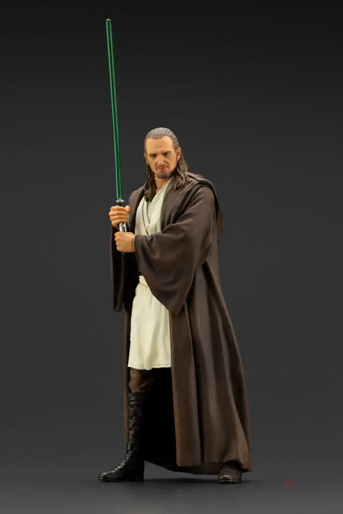 ARTFX+ Qui-Gon Jinn - GeekLoveph