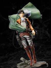 Attack of Titan - Levi 1/7 Scale Figure - GeekLoveph