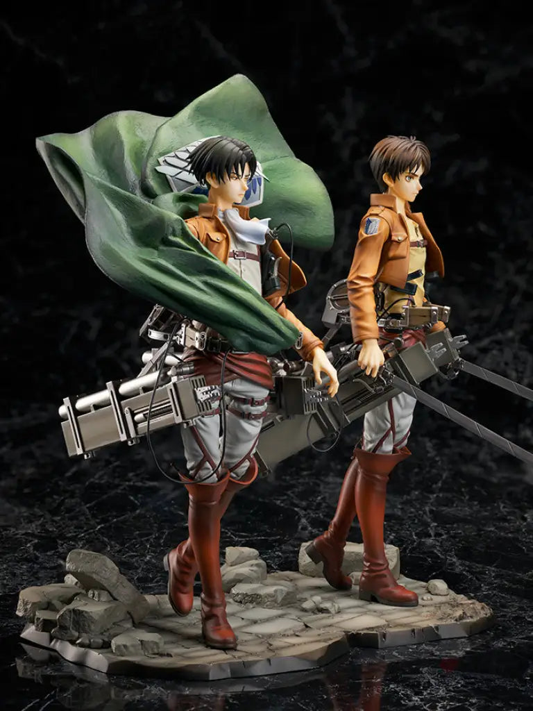 Attack of Titan - Levi 1/7 Scale Figure - GeekLoveph