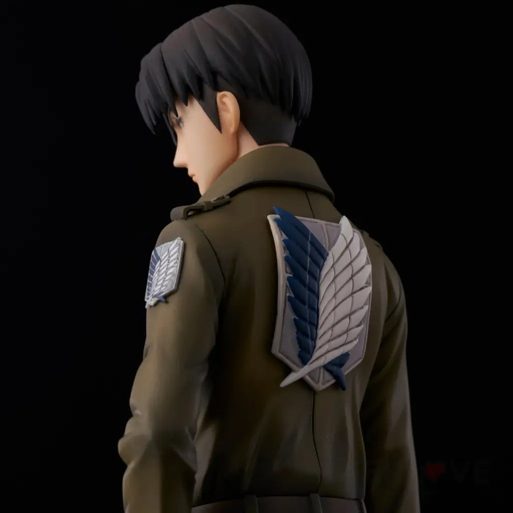 Attack on Titan - Levi (Coat style) - GeekLoveph