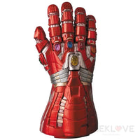 Avengers: Endgame MAFEX No.121 Iron Spider - GeekLoveph
