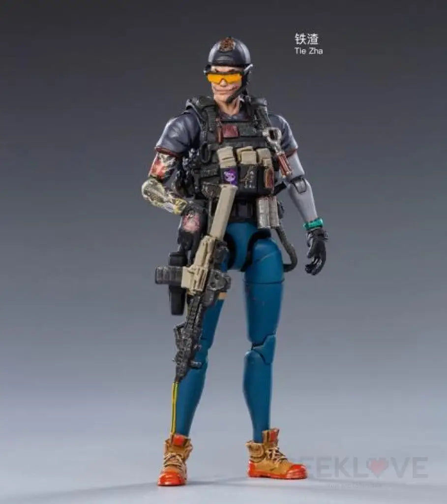Awakening 1/18 Scale Figure Set – GeekLoveph