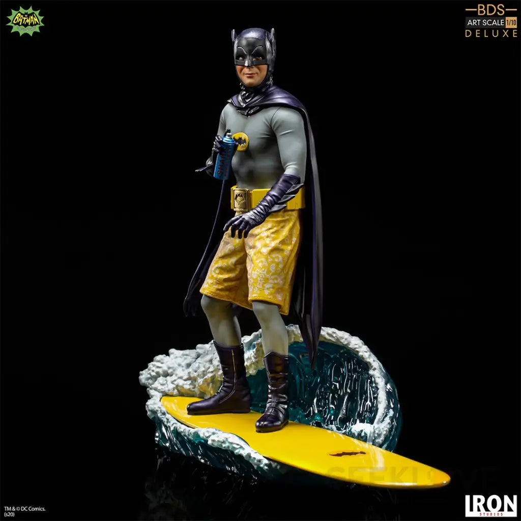 Batman 66 BDS Batman Deluxe Art Scale 1/10 Statue - GeekLoveph