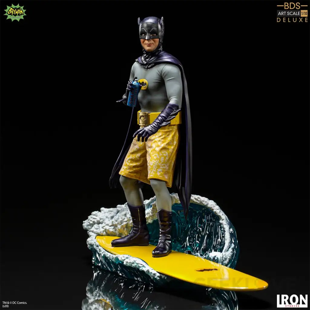 Batman 66 BDS Batman Deluxe Art Scale 1/10 Statue - GeekLoveph