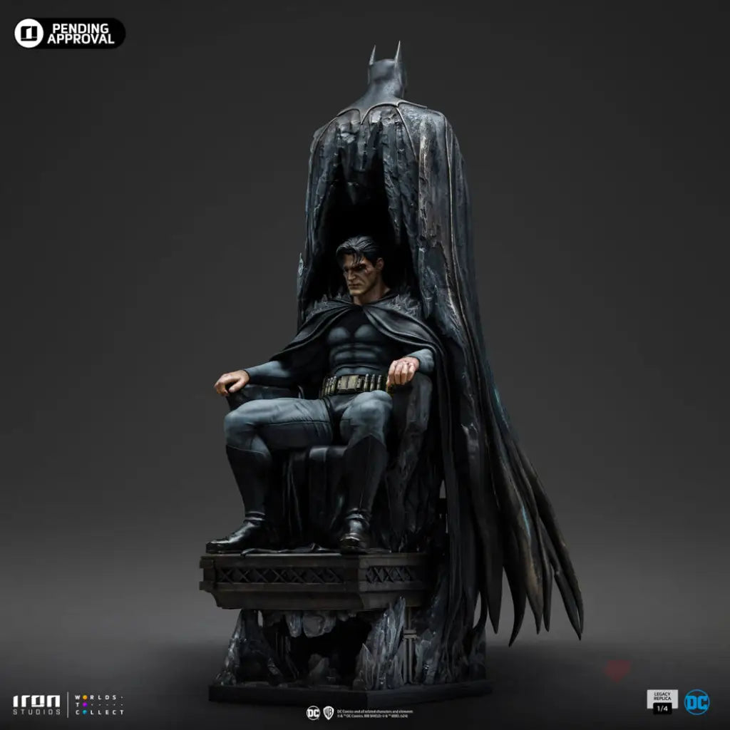 Batman And Bruce Wayne Legacy Replica 1/4 Scale Figure