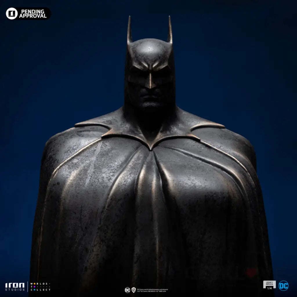 Batman And Bruce Wayne Legacy Replica 1/4 Scale Figure