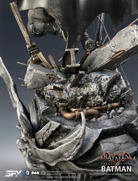 Batman Arkham Knight 1/8 Scale Statue - GeekLoveph