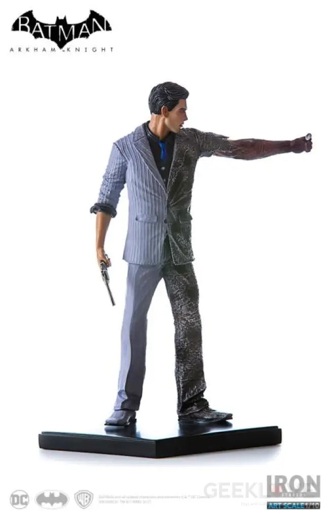 Batman: Arkham Knight Two-Face 1/10 Art Scale - GeekLoveph