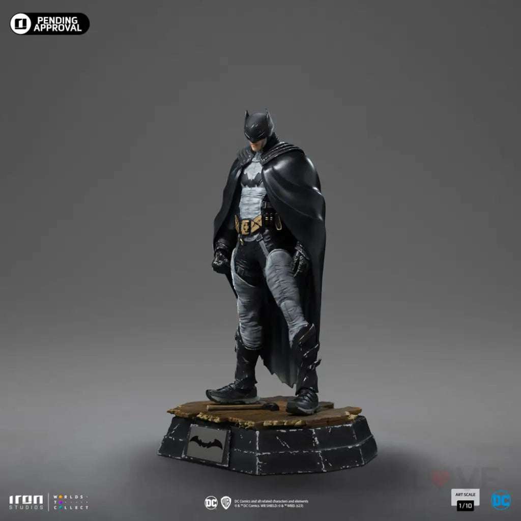 Batman By Rafael Grampa Art Scale 1/10 Figure