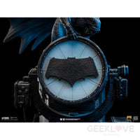 Batman On Bat-Signal 1/10 Deluxe Art Scale Statue Preorder