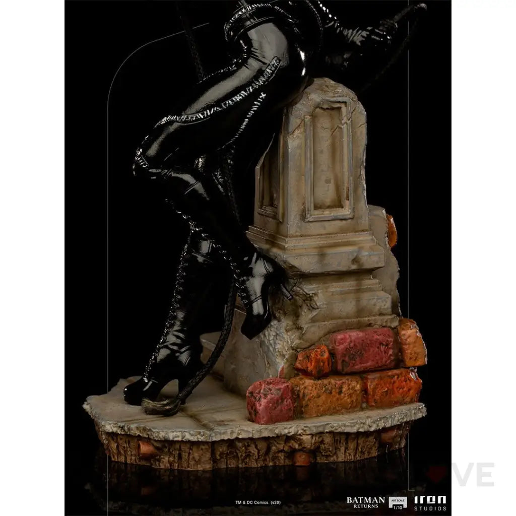 Batman Returns BDS Catwoman Art Scale 1/10 Statue - GeekLoveph