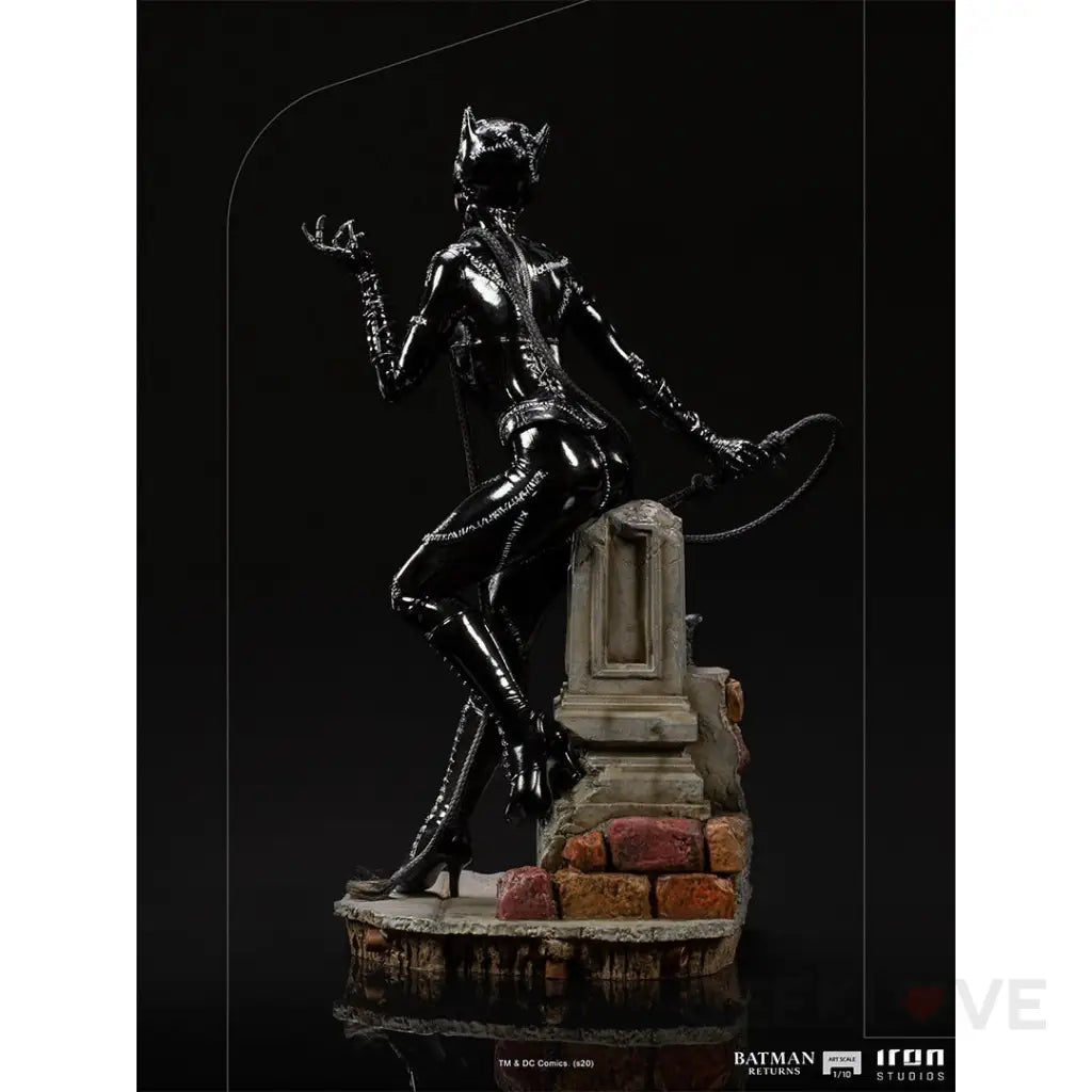 Batman Returns BDS Catwoman Art Scale 1/10 Statue - GeekLoveph