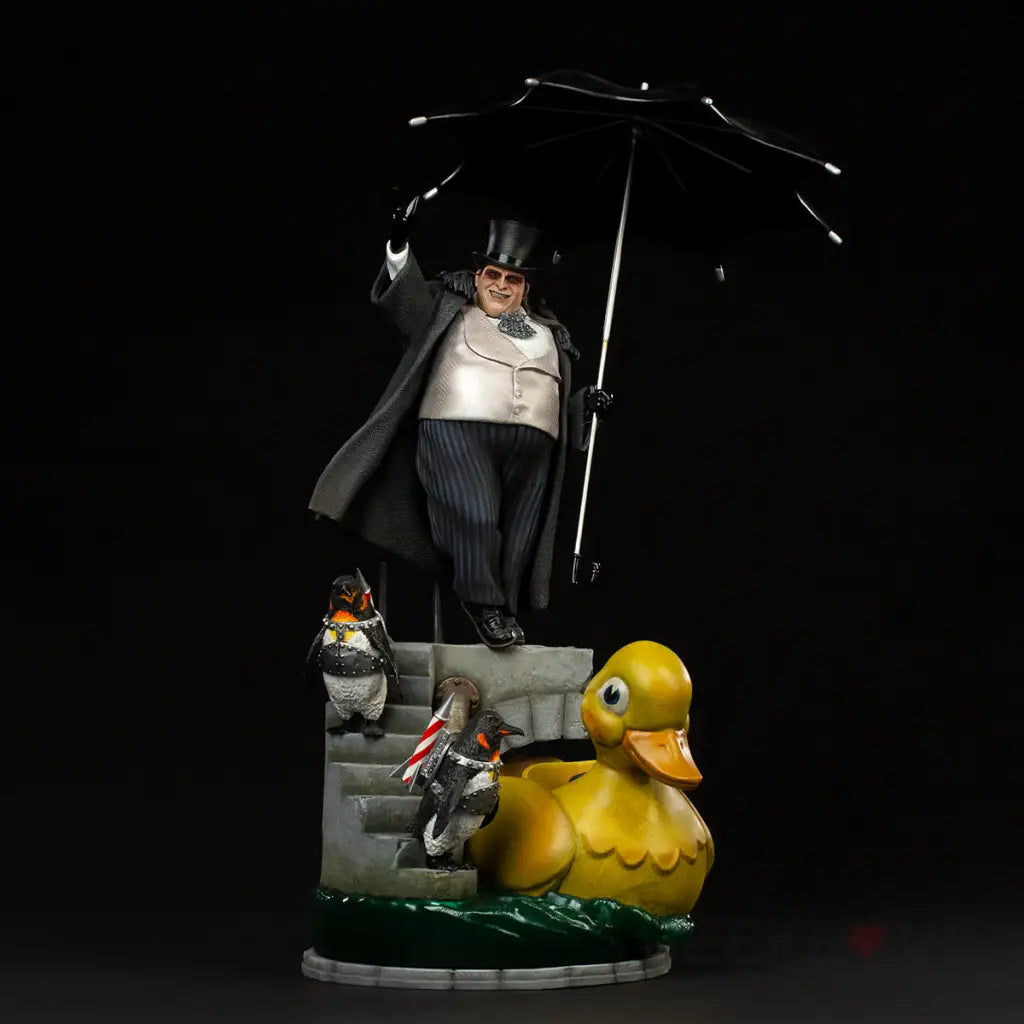 Batman Returns - Penguin Deluxe Art Scale 1/10 Statue Preorder