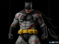 Batman The Dark Knight Returns Diorama - GeekLoveph