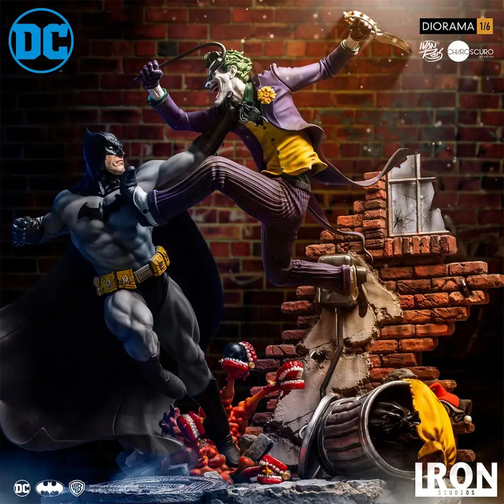 Batman vs Joker Battle Diorama 1/6 - DC Comics by Ivan Reis - GeekLoveph