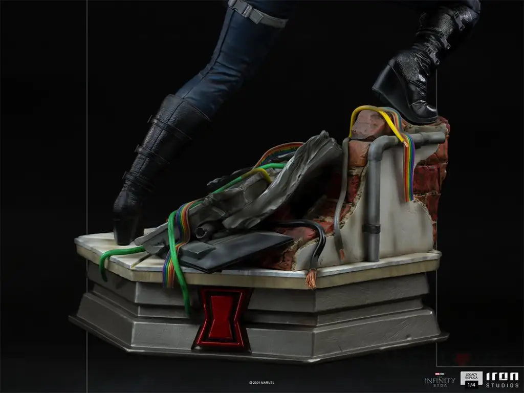 Black Widow Legacy Replica 1/4 Scale Statue - The Infinity Saga - GeekLoveph