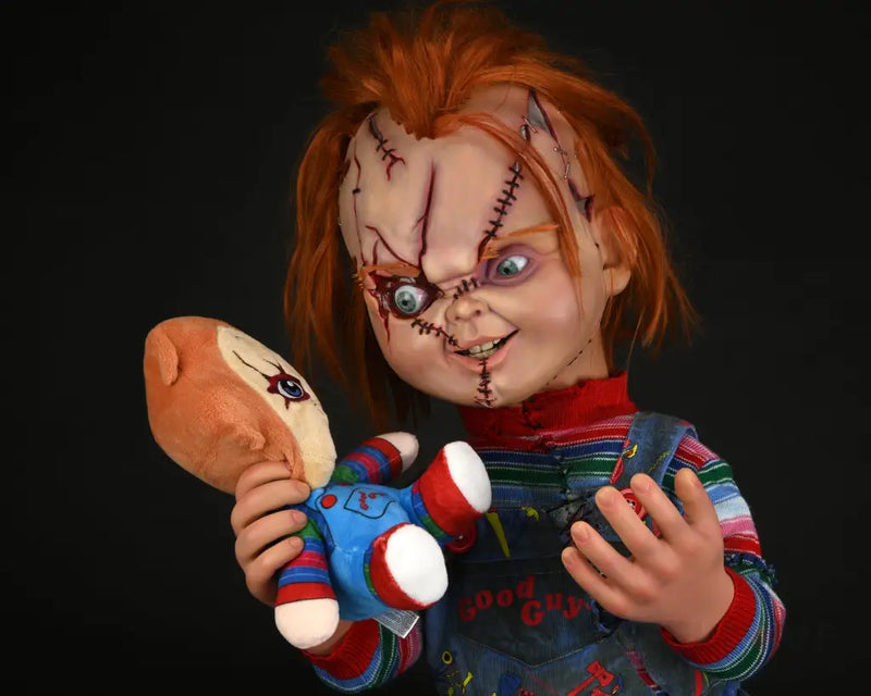 Bride of Chucky Life-Size Chucky Replica