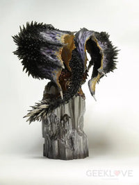 Capcom Figure Builder Creators Model Nergigante - GeekLoveph