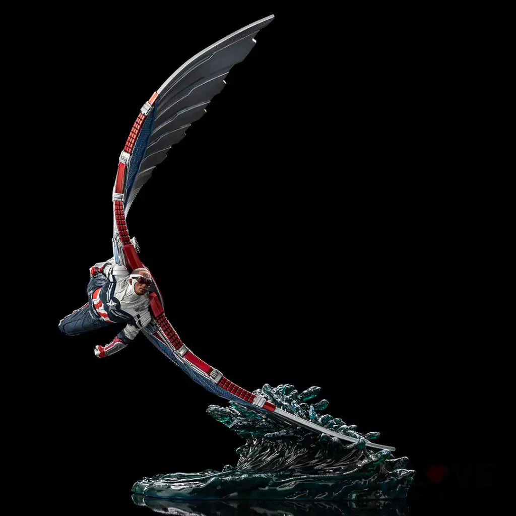 Captain America Sam Wilson Deluxe Art Scale 1/10 Preorder