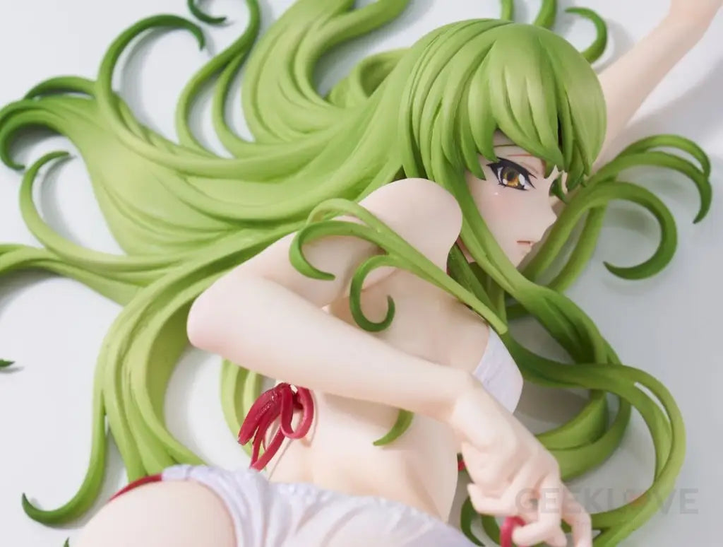 Code Geass: Lelouch Of The Rebellion C.c. Swimsuit Version Scale Figure