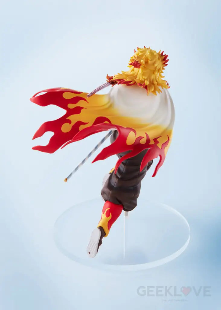ConoFig Demon Slayer: Kimetsu no Yaiba Kyojuro Rengoku Figure - GeekLoveph