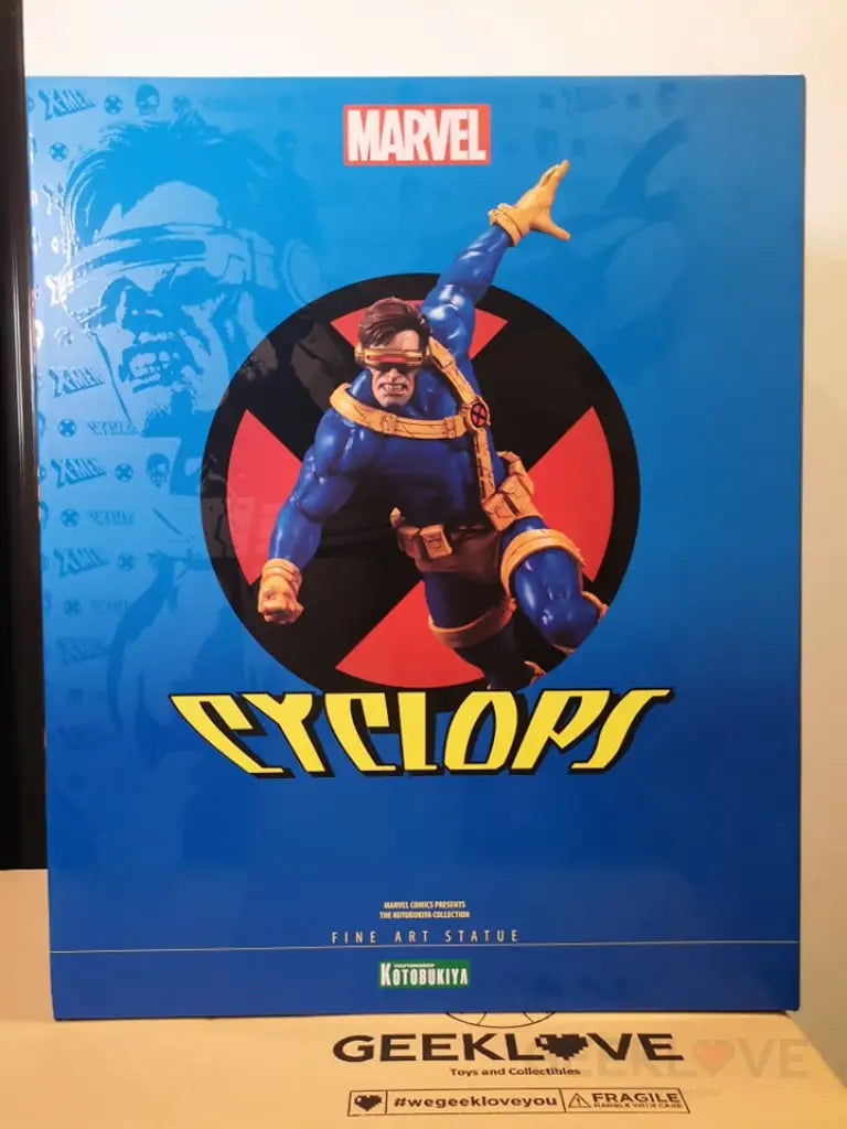 Cyclops X-Men Fine Art Statue - GeekLoveph