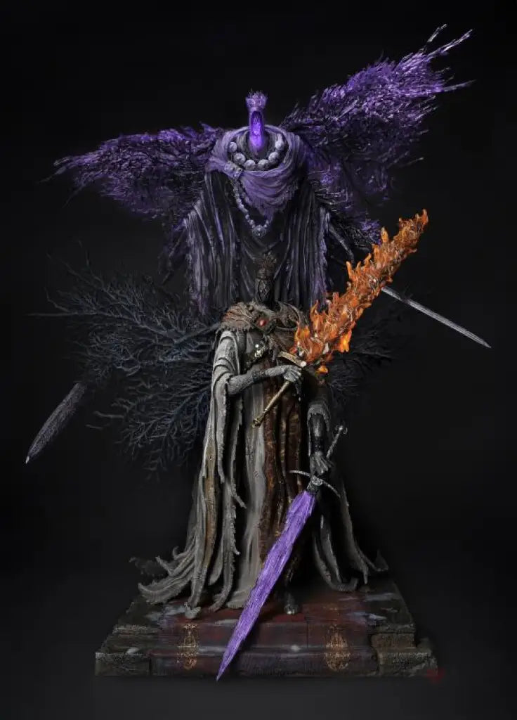 Dark Souls III Pontiff Sulyvahn 1/7 Scale Deluxe Statue - GeekLoveph