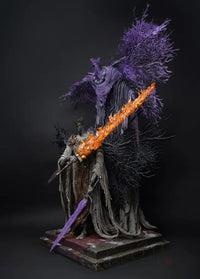Dark Souls III Pontiff Sulyvahn 1/7 Scale Deluxe Statue - GeekLoveph