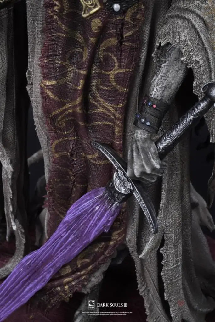 Dark Souls III Pontiff Sulyvahn 1/7 Scale Statue - GeekLoveph