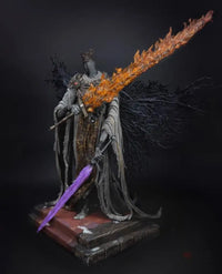 Dark Souls III Pontiff Sulyvahn 1/7 Scale Statue - GeekLoveph