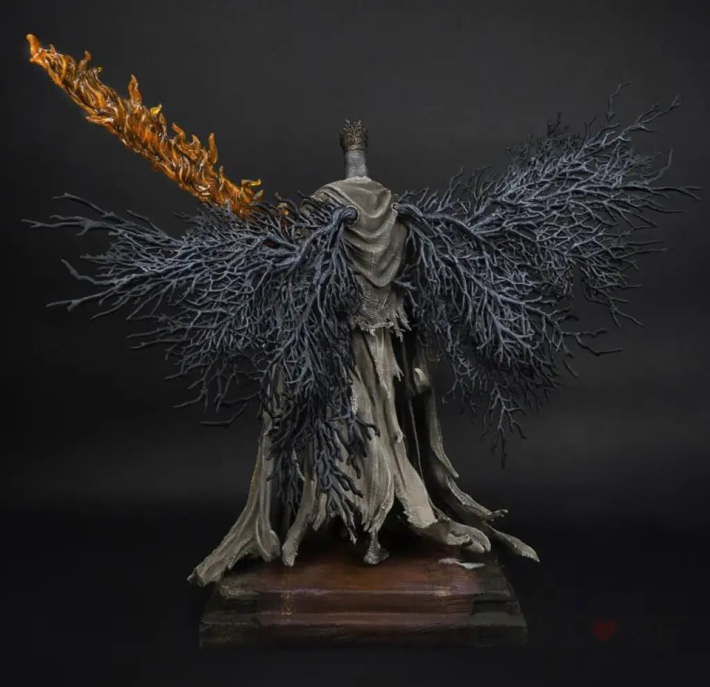 Dark Souls III Pontiff Sulyvahn 1/7 Scale Statue - GeekLoveph
