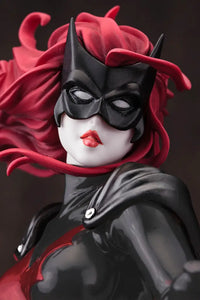 DC Comics Batwoman 2nd Edition Bishoujo Statue - GeekLoveph